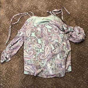 Medium women’s blouse